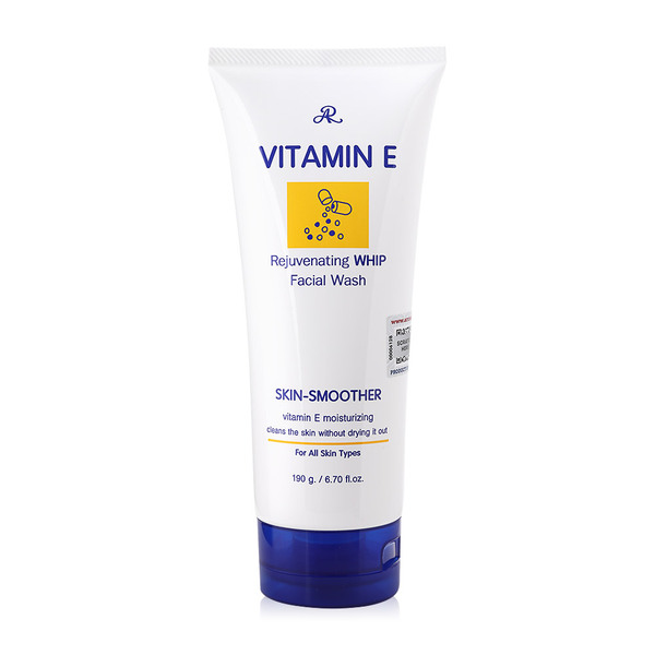 VITAMIN E MOISTURIZING FACIAL WASH 190G